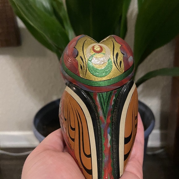 Hand carved & painted owl from Aruba - Picture 2 of 2